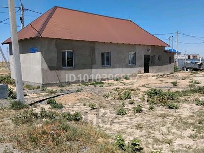 Отдельный дом · 2 комнаты · 85 м² · 10 сот., Жана каратон 59 — Жана каратон за 6.5 млн ₸ в Кульсары