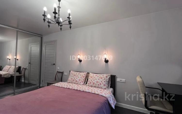 1-бөлмелі пәтер · 39 м² · 11/16 қабат, Абишева, бағасы: 16 000 ₸ в Алматы, Наурызбайский р-н — фото 2