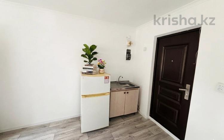 1-комнатная квартира · 14 м² · 3/3 этаж, Желтоксан — Райымбека за 9.5 млн ₸ в Алматы, Алмалинский р-н — фото 4