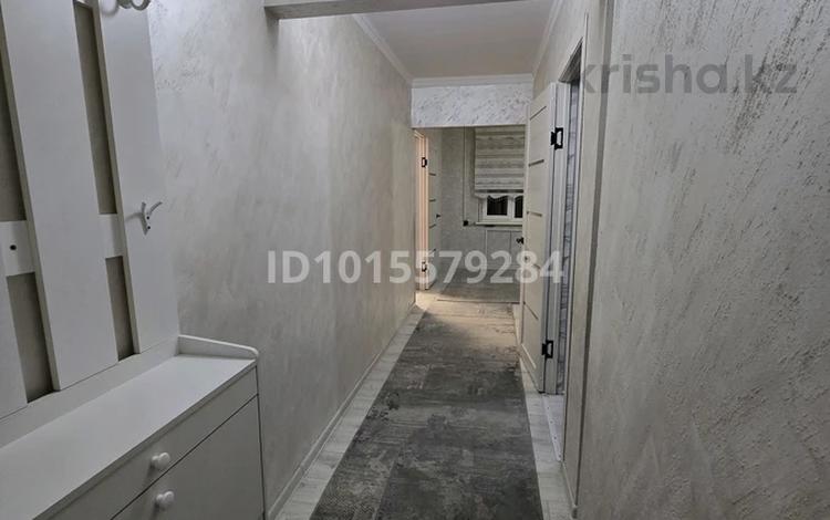 3-бөлмелі пәтер · 60 м² · 2 қабат, №1 ш/а., тастак 1 8, бағасы: 37.5 млн ₸ в Алматы, Ауэзовский р-н — фото 2