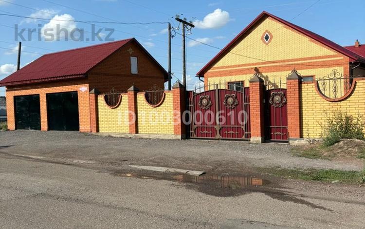 Отдельный дом · 4 комнаты · 154 м² · 10 сот., Школьная 58 — Шерубай Батыра за 58 млн ₸ в Абай — фото 2