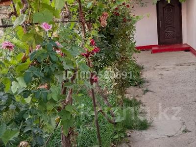 5-комнатная квартира · 200 м² · 1/1 этаж, Даирашев — Цон Даирашев киылысы камбаров за 7.9 млн 〒 в Жетысае