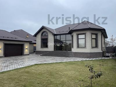 Отдельный дом • 4 комнаты • 174 м² • 8 сот., Баян Батыра за 130 млн 〒 в Павлодаре