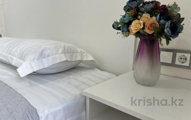 2-комнатная квартира · 60 м² · 13/20 этаж, Тургут Озала 160/2 — Абая за 25 000 ₸ в Алматы, Бостандыкский р-н — фото 12
