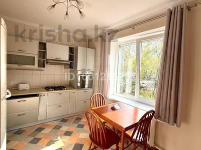 3-бөлмелі пәтер · 82 м² · 2/5 қабат, Достык 111, бағасы: 430 000 ₸ в Алматы, Медеуский р-н