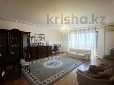 3-бөлмелі пәтер · 140 м² · 7/11 қабат, Карасай батыра 30 — Достык Карасай батыра, бағасы: 800 000 ₸ в Алматы, Медеуский р-н