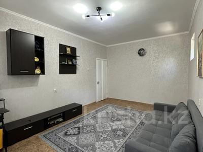 1-бөлмелі пәтер · 43 м² · 2/5 қабат, Айнабұлақ-1 ш/а., бағасы: 27 млн ₸ в Алматы, Жетысуский р-н