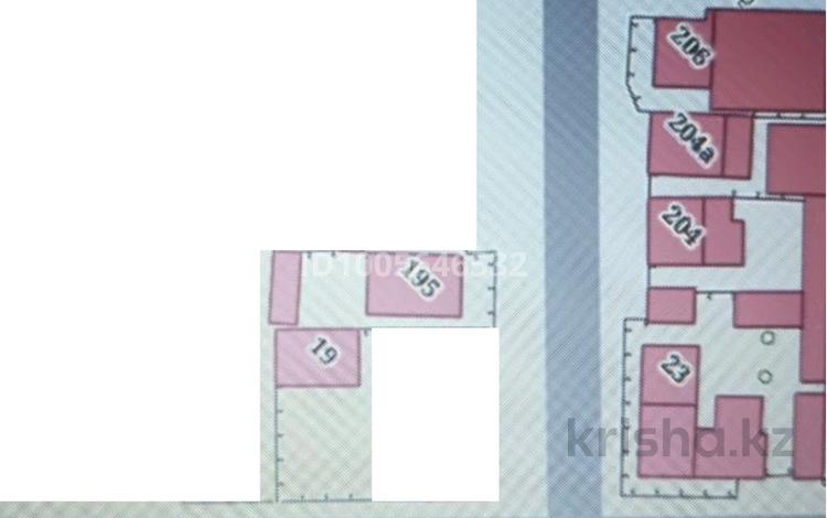 Отдельный дом · 3 комнаты · 70 м² · 8 сот., Достоевского 195 за 95 млн ₸ в Абай обл. — фото 2