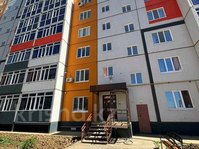 1-комнатная квартира, 52 м², 4/9 этаж, самал за 17.5 млн 〒 в Уральске