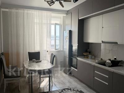 2-комнатная квартира · 80 м² · 10 этаж, 19-й мкр 28 за 280 000 ₸ в Актау