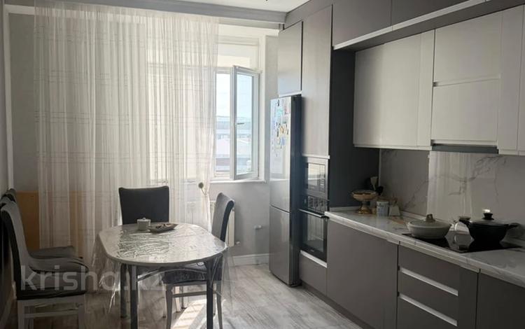 2-бөлмелі пәтер · 80 м² · 10 қабат, 19-ш/а. 28, бағасы: 280 000 ₸ в Актау, 19-й мкр — фото 2