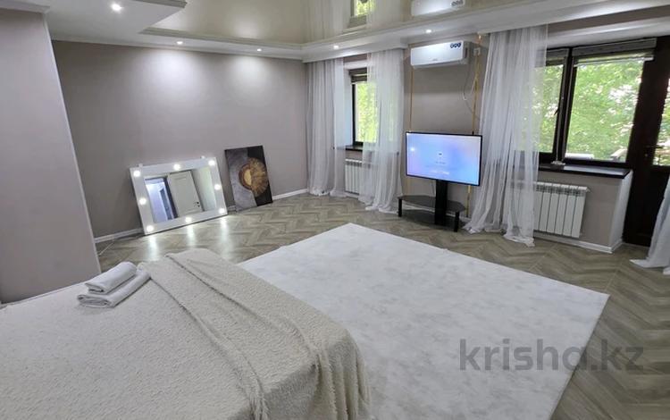 1-комнатная квартира · 55 м² · 2/5 этаж, Желтоксан 76 — Сулейманова за 15 000 ₸ в Таразе — фото 30