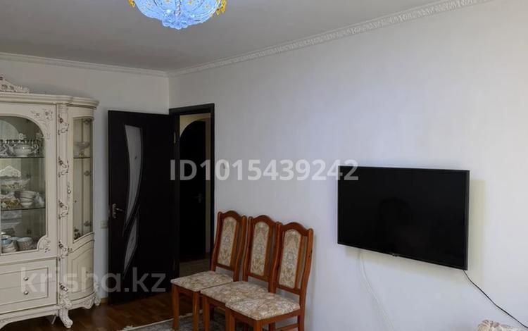 3-комнатная квартира · 72 м² · 4/5 этаж, мкр Тастак-3 24 за 50.5 млн ₸ в Алматы, Алмалинский р-н — фото 2