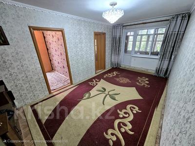 4-комнатная квартира · 60 м² · 2/5 этаж, Аманжолова 13 за 20 млн 〒 в Жезказгане