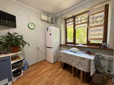 2-бөлмелі пәтер · 53 м² · 1/5 қабат, 20-я линия — КЕРЕМЕТ локация / Хабарласыңыздар, бағасы: 40 млн ₸ в Алматы, Бостандыкский р-н