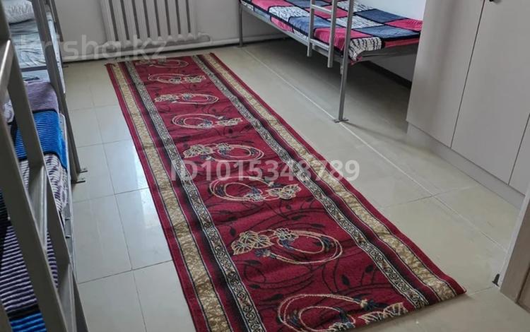 1 комната · 20 м² · 1/3 этаж, Дулатова 38 — Жд вокзал за 50 000 ₸ в Астане, Сарыарка р-н — фото 2