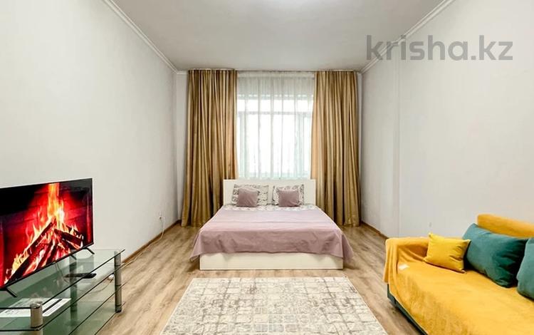 2-комнатная квартира · 56 м² · 9/15 этаж, Абая 150/230 — Баумана за 18 000 ₸ в Алматы, Бостандыкский р-н — фото 2