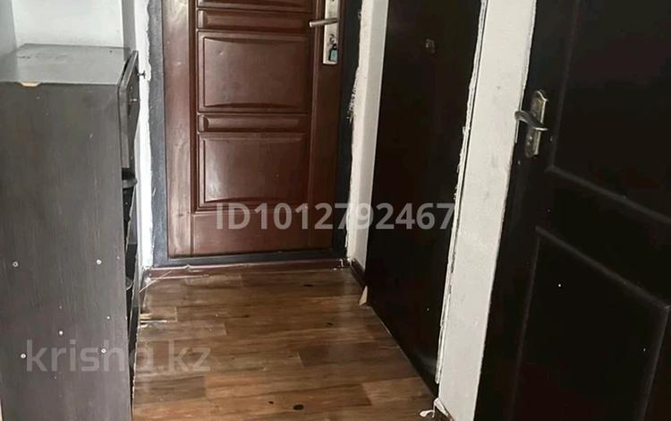 1-бөлмелі пәтер · 38 м² · 3/3 қабат, мкр Кокмайса (Дорожник) 42, бағасы: 160 000 ₸ в Алматы, Жетысуский р-н — фото 2