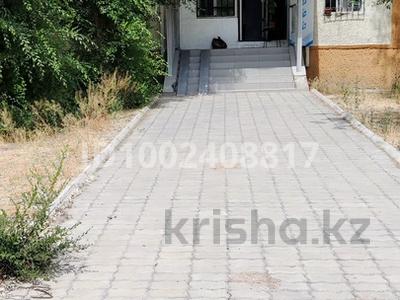 Офисы, магазины и бутики, салоны красоты, образование · 30 м² за 25 млн 〒 в Конаеве