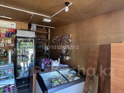 Магазины и бутики · 9 м² за 700 000 ₸ в Уральске, мкр Школьник