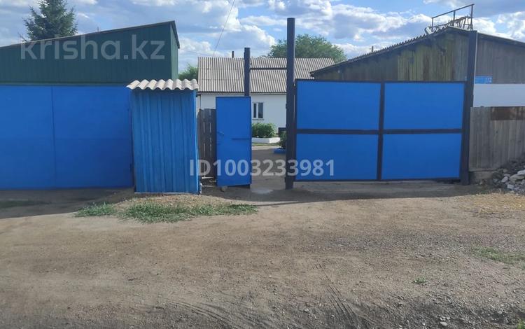 Отдельный дом · 3 комнаты · 56 м² · 9 сот., Молдагуловой 112 — Возле старой мечети за 11 млн ₸ в  — фото 2
