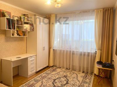 3-бөлмелі пәтер, 71 м², 3/9 қабат, мкр Юго-Восток, 27й микрорайон, ул Университетская, бағасы: 23.7 млн 〒 в Караганде, Казыбек би р-н