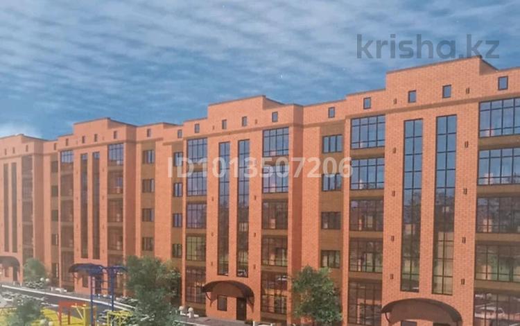 4-бөлмелі пәтер · 134 м² · 4/5 қабат, мкр. Алтын орда — Ораза Татеулы, бағасы: 43 млн ₸ в Актобе — фото 2
