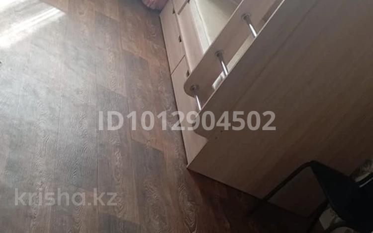 2-бөлмелі пәтер · 45 м² · 6/6 қабат, Бажова 347/3, бағасы: 120 000 ₸ в Усть-Каменогорске — фото 2