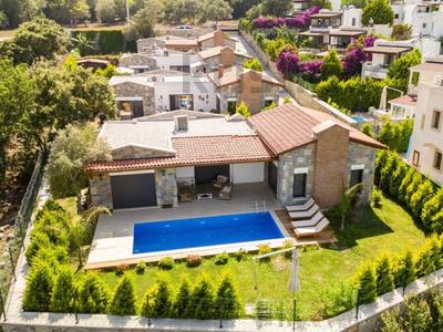 Дом · 3 комнаты · 230 м², Ялыкавак за 240 000 〒 в Бодруме