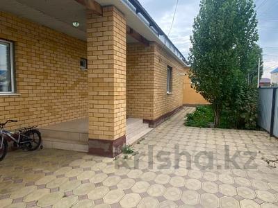 Отдельный дом · 5 комнат · 130 м² · 8 сот., мкр Жастар 2, Бирлик 410 за 36 млн ₸ в Актобе, жилой массив Жанаконыс