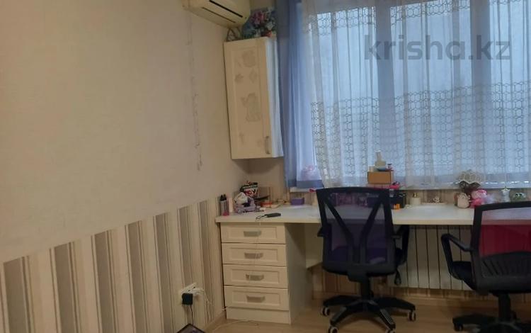 2-комнатная квартира · 64.4 м² · 8/9 этаж, Макатаева за 57.6 млн ₸ в Алматы, Медеуский р-н — фото 2