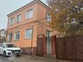 Отдельный дом · 4 комнаты · 535 м² · , 11-й микрорайон, Школьный проезд 17 — По улице Аймауытова рядом ресторан хаят, рядом школа садик поликлиника айна базар рядом за 65 млн ₸ в Шымкенте, Енбекшинский р-н