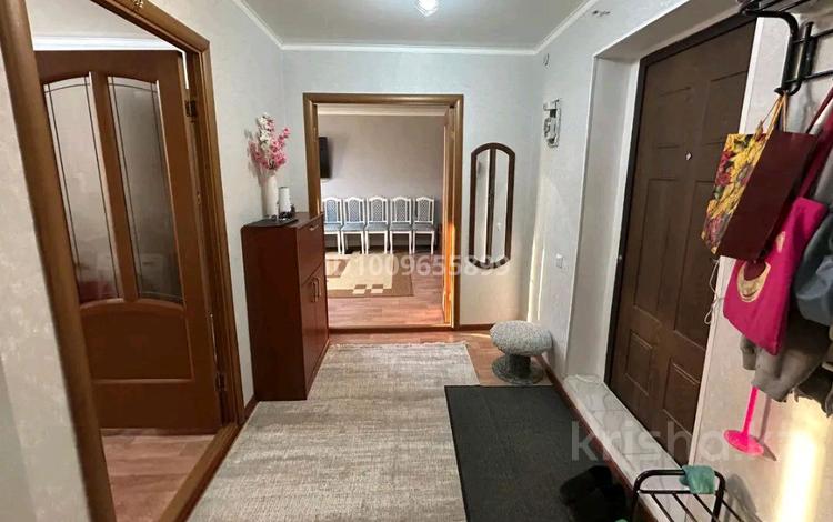 2-бөлмелі пәтер · 64 м² · 10/10 қабат, Набережная 84, бағасы: 18 млн ₸ в Актобе, мкр. Курмыш — фото 2