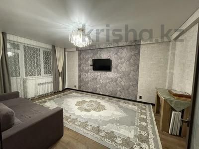 2-комнатная квартира, 62 м², 2/5 этаж, 10 микрорайон 22 за 24 млн 〒 в Аксае