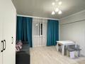 1-комнатная квартира · 24 м² · 1/3 этаж, мкр Акбулак, Байконырова 74 за 145 000 ₸ в Алматы, Алатауский р-н — фото 6