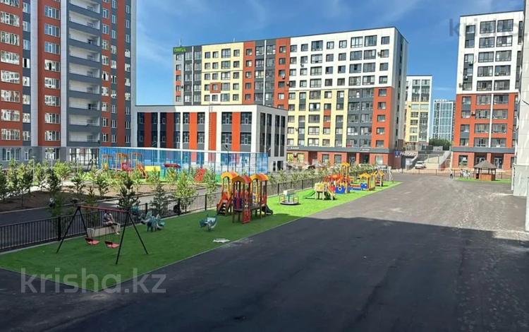 2-комнатная квартира · 38 м² · 8/12 этаж, Нажимеденова за 20 млн 〒 в Астане, Сарайшык р-н — фото 9