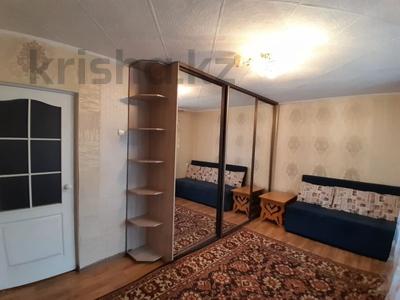 2-бөлмелі пәтер · 45 м² · 2/9 қабат, КАБАНБАЙ БАТЫРА 154 — СШ №36, бағасы: 22 млн ₸ в Усть-Каменогорске