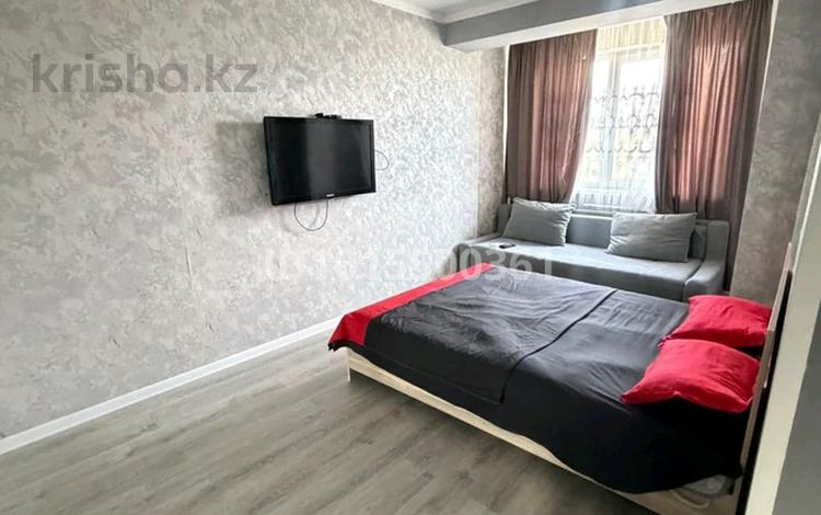 1-бөлмелі пәтер · 43 м² · 13/13 қабат, Кабдолова 14, бағасы: 2 000 ₸ в Алматы, Ауэзовский р-н — фото 2