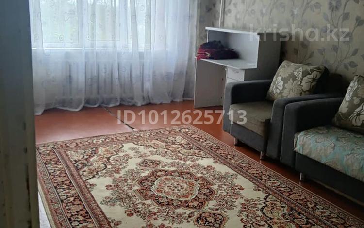 3-бөлмелі пәтер · 70 м² · 4/5 қабат, Назарбаева 99, бағасы: 150 000 ₸ в Усть-Каменогорске — фото 2