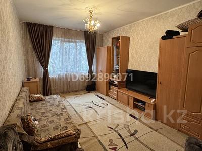 1-комнатная квартира, 41.9 м², 2/5 этаж, мкр Аксай-4 за 30 млн 〒 в Алматы, Ауэзовский р-н