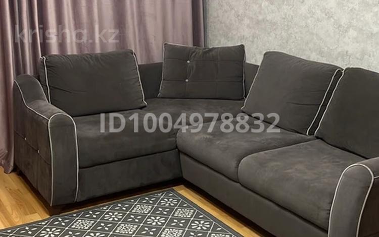 2-бөлмелі пәтер · 55 м² · 5/9 қабат, Ибраева 152 — Пр. Шакерима, бағасы: 250 000 ₸ в Семее, Красный Кордон — фото 2