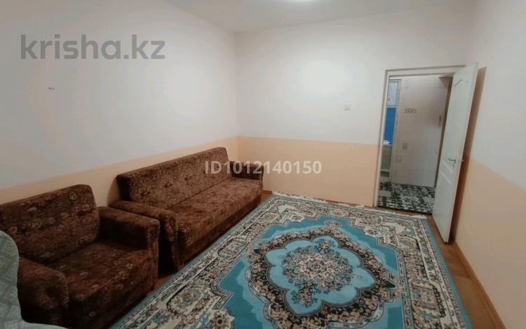 1-комнатная квартира · 40 м² · 4/5 этаж, мкр Айнабулак-4 173 за 200 000 ₸ в Алматы, Жетысуский р-н — фото 2