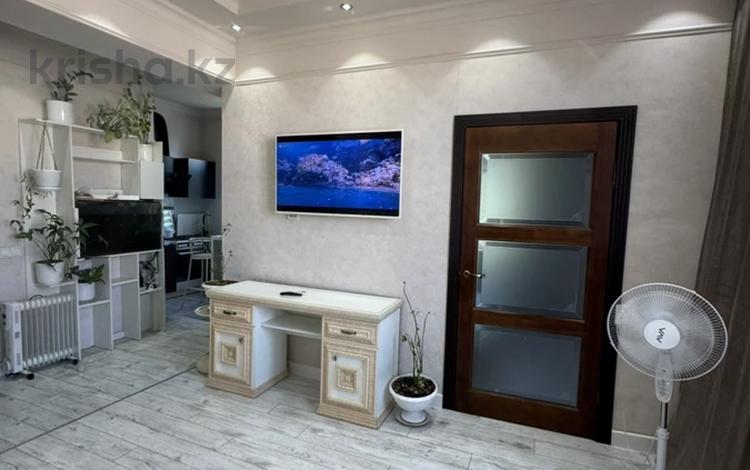 2-комнатная квартира · 45 м² · 3/3 этаж, Азаттык 26 за 250 000 ₸ в Атырау — фото 31