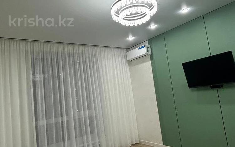 1-комнатная квартира · 40 м² · 5/9 этаж, ЖК Сымбат Байдибек би 104 за 170 000 ₸ в Шымкенте — фото 2