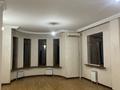 Отдельный дом · 8 комнат · 360 м² · 8 сот., Сатпаева за 125 млн ₸ в Туздыбастау (Калинино)