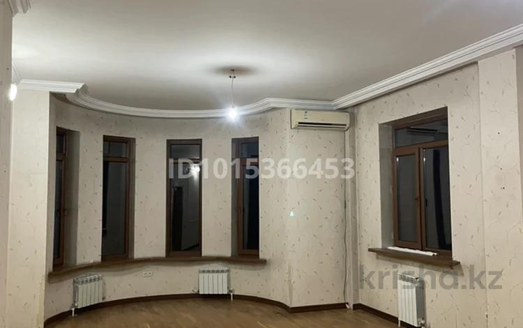 Отдельный дом · 8 комнат · 360 м² · 8 сот., Сатпаева за 125 млн ₸ в Туздыбастау (Калинино) — фото 2