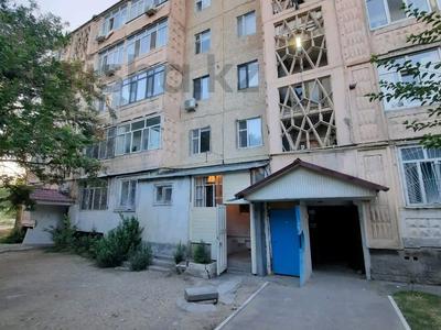 Продажа квартир в Жамбылской обл.: 2-комнатная квартира · 36 м² · 1/5 этаж, 7 микрорайон Самал 44 — Молочная кухня за 10 млн 〒 2-комнатная квартира · 36 м² · 1/5 этаж, 7 микрорайон Самал 44 — Молочная кухня за 10 млн 〒 в Таразе