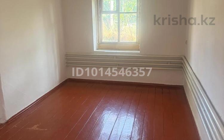 Отдельный дом · 3 комнаты · 35 м² · 6 сот., Алимкулова 11 — Бейсебаева за 100 000 ₸ в Каскелене — фото 2