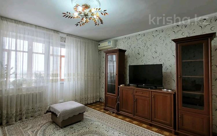 3-комнатная квартира, 68 м², 7/9 этаж, Бозтаева за 26.5 млн 〒 в Семее — фото 2