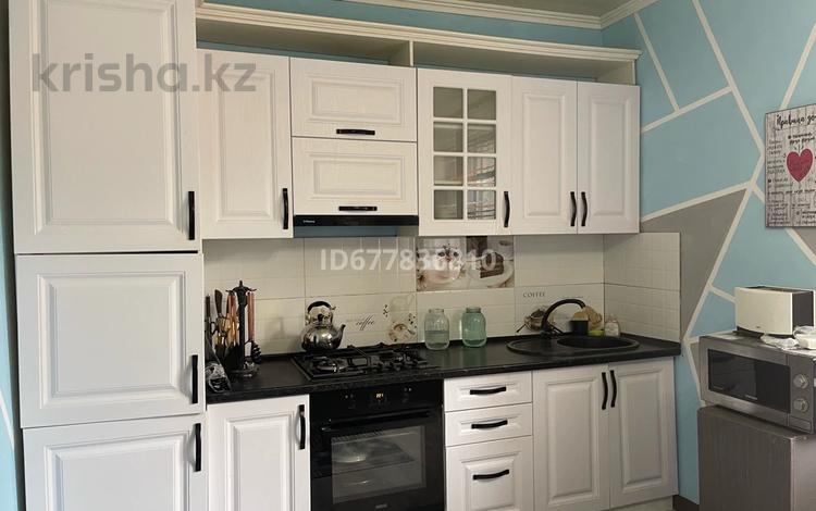 Жеке үй · 3 бөлме · 200 м² · 11 жүзд., Центральная 35, бағасы: 30 млн ₸ в  — фото 2